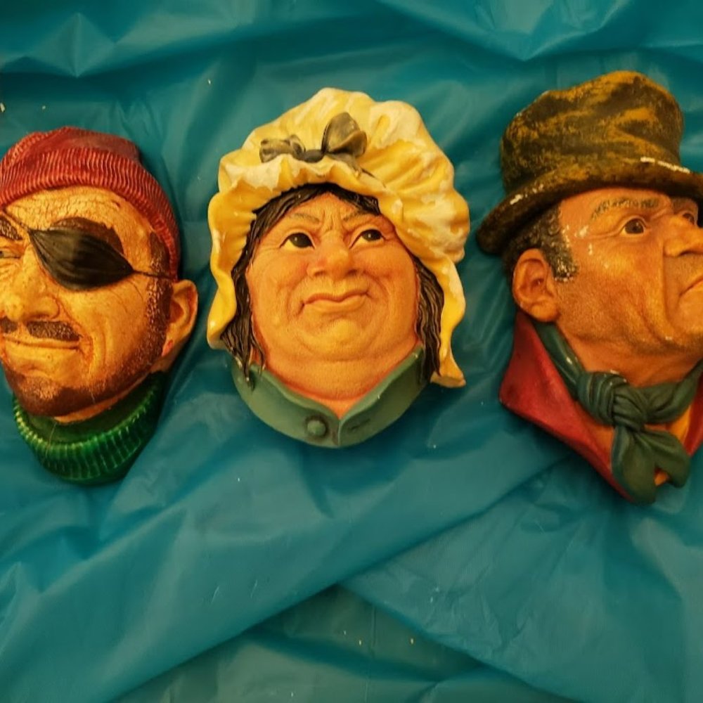 Vintage Bossons England Chalkware Bill Sikes & Sarah Gamp 1964 Smuggler …